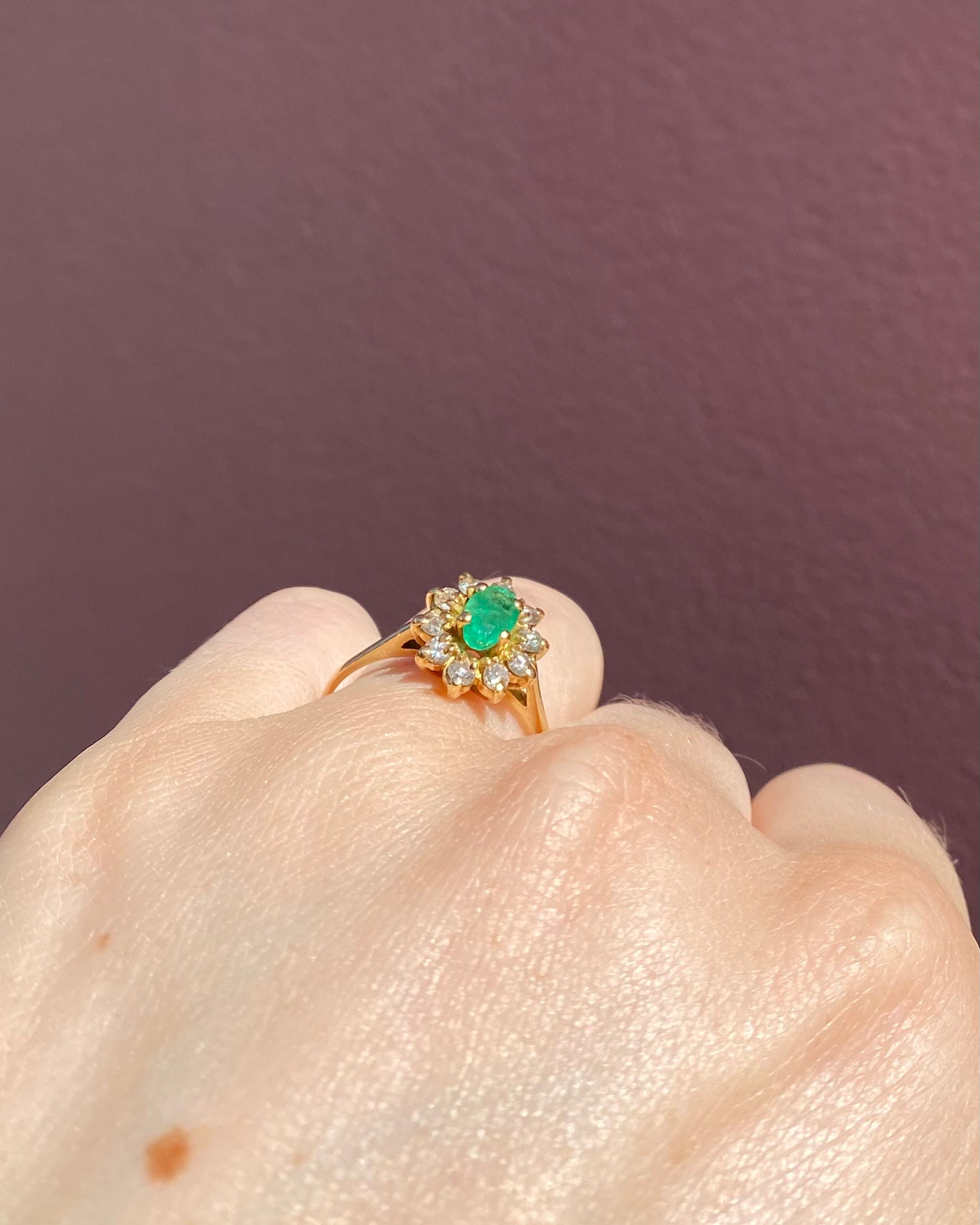 Bague Marguerite Émeraude 0.50 carat &amp; Diamants "Noélia"