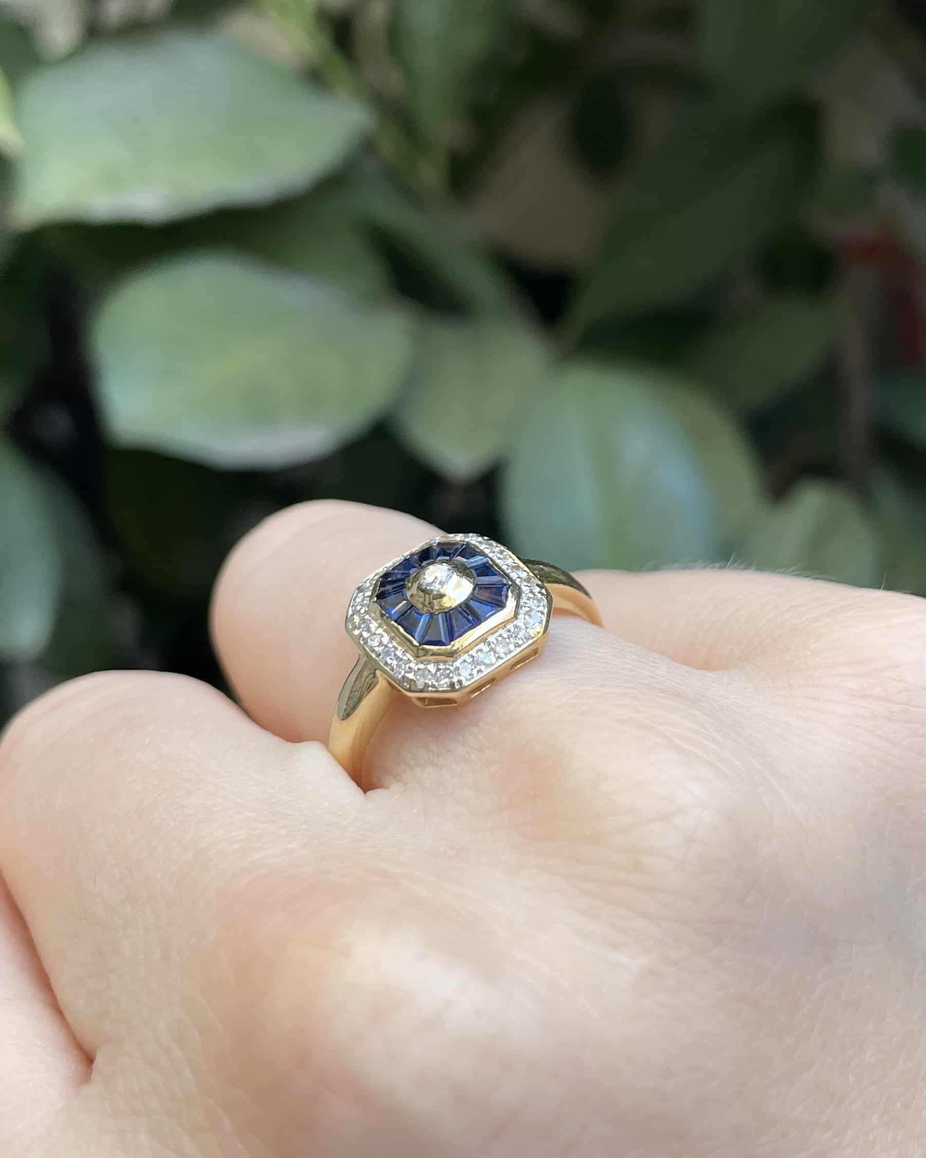 Bague Style Art-Déco Saphirs &amp; 24 Diamants "Gabby"