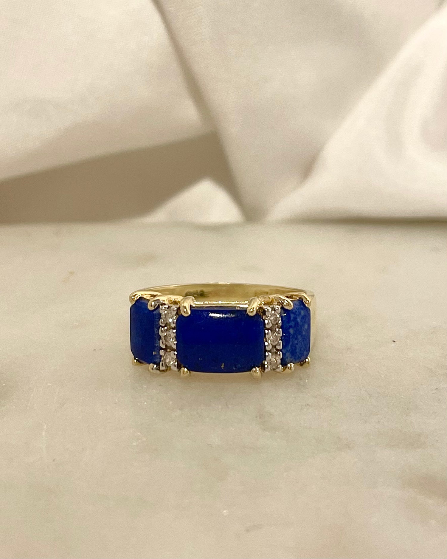 Bague Trilogie Lapis Lazuli 2 carats &amp; Diamants &quot;Klervi&quot;