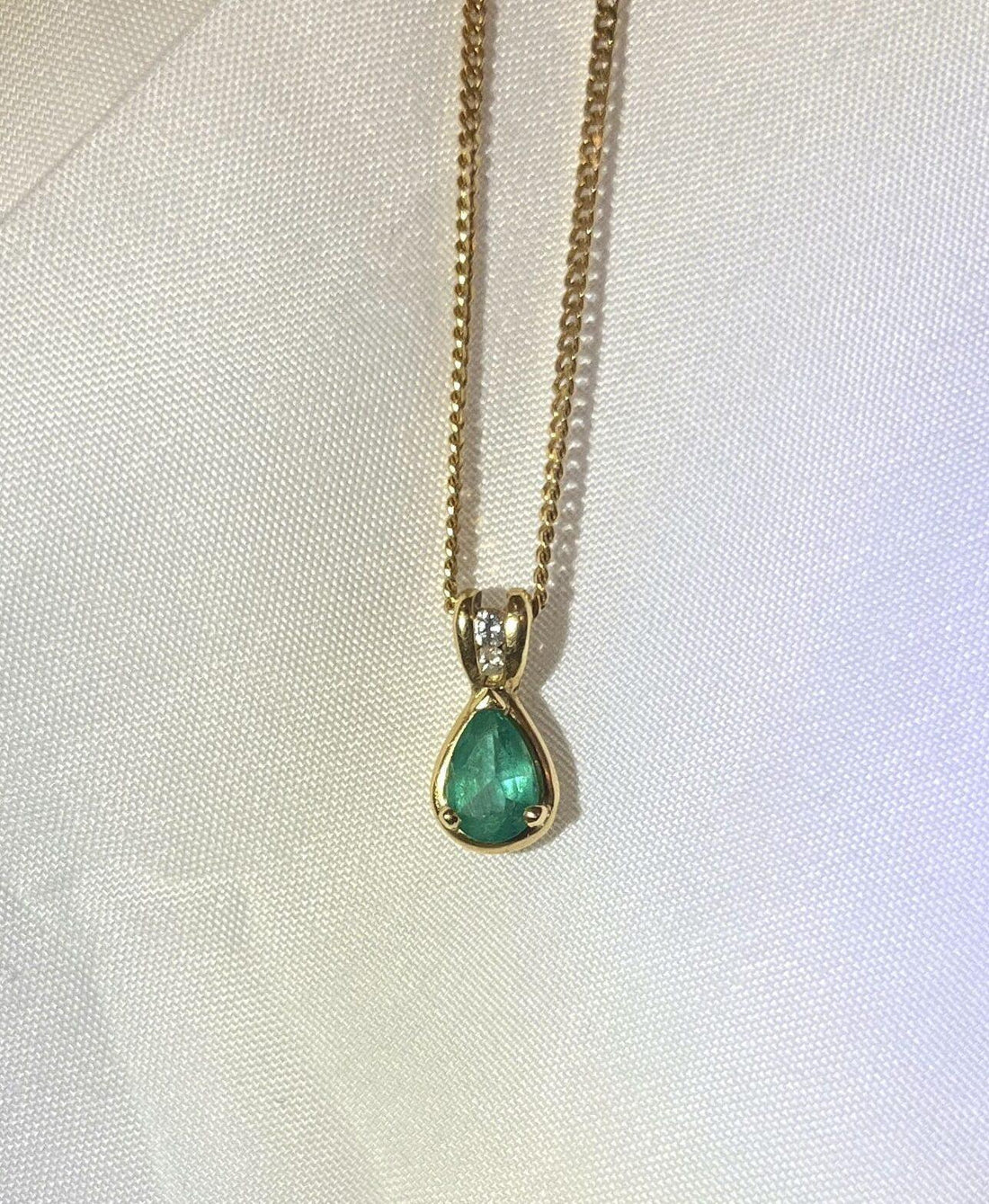 Pendentif Émeraude 0.70 carat &amp; diamants &quot;Joyce&quot;