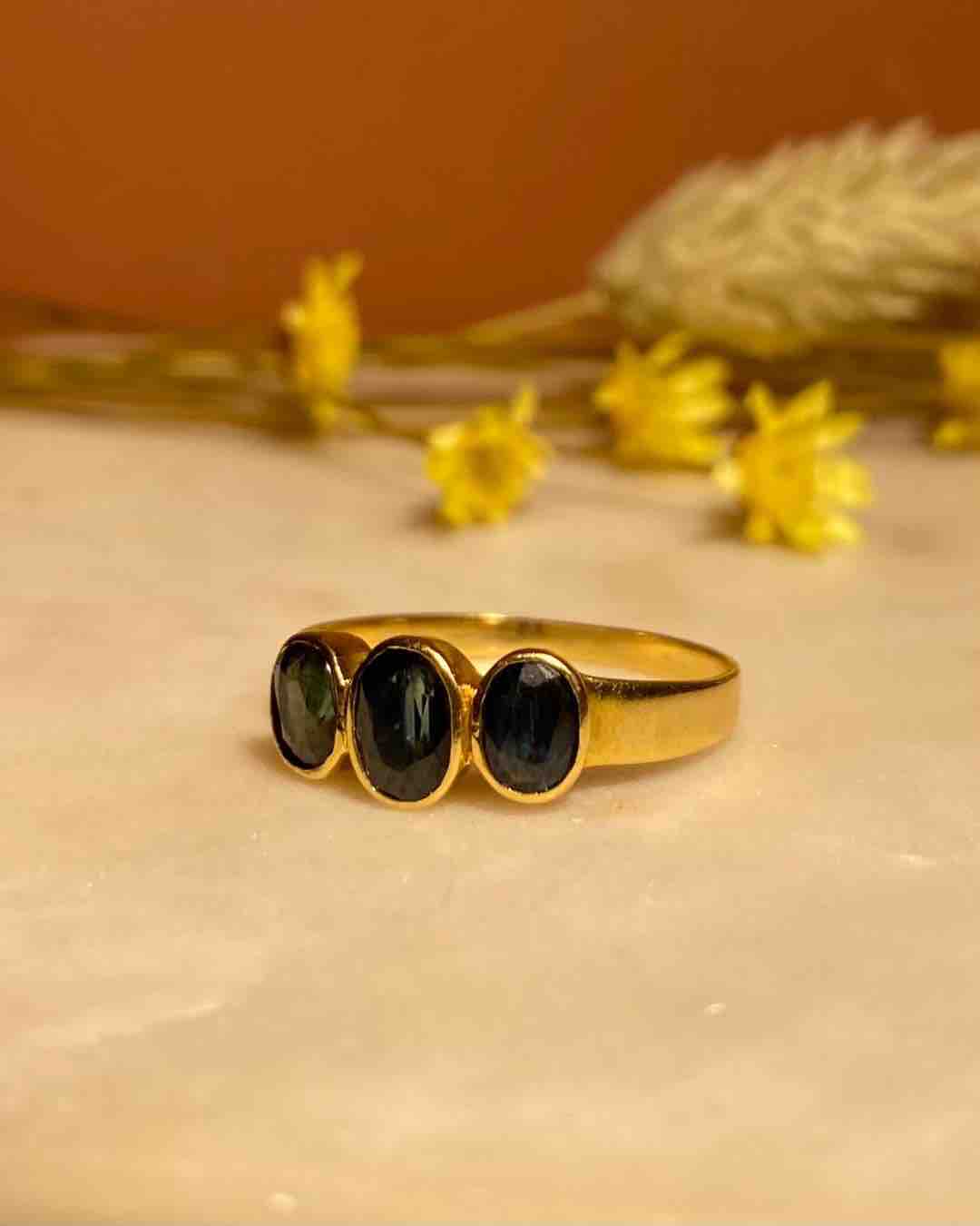 Bague vintage Trilogie Saphirs &quot;Luna&quot;