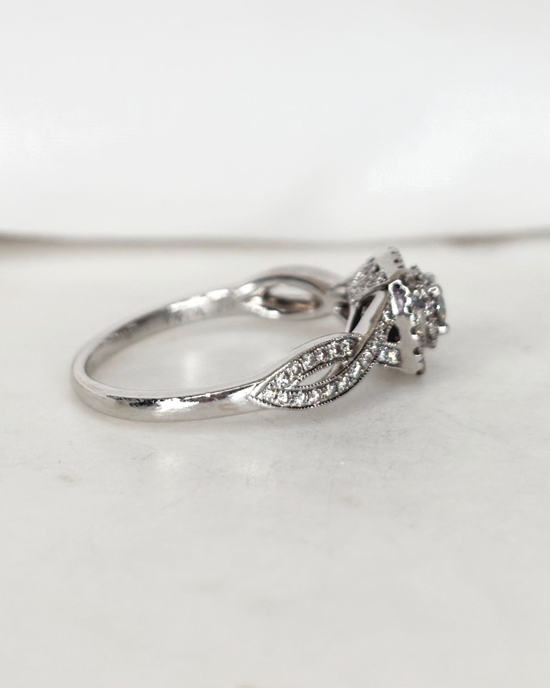 Bague Marguerite Diamants 1 carat &quot;Irina&quot;