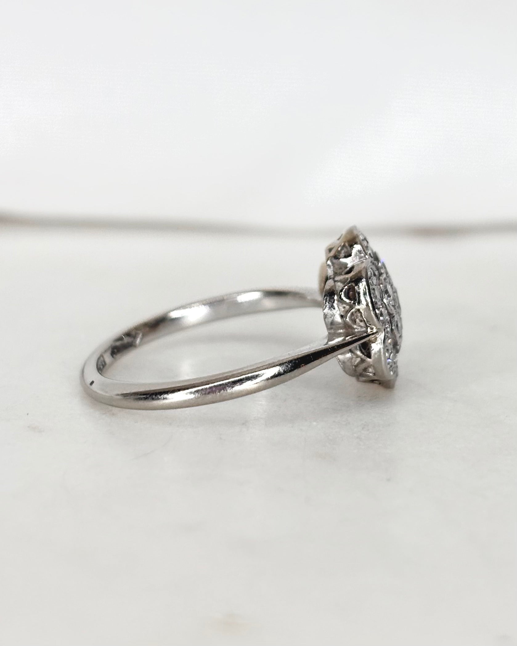 Bague Marguerite Diamants &quot;Jeanne&quot;