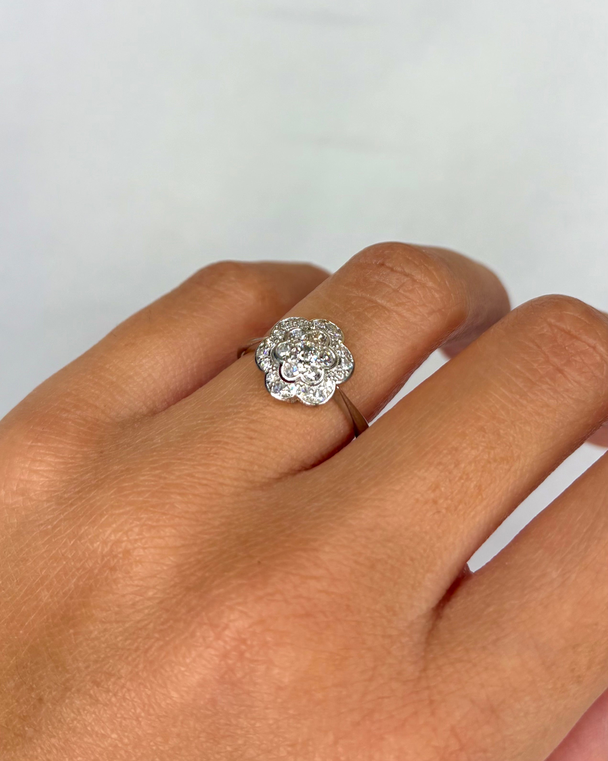 Bague Marguerite Diamants &quot;Jeanne&quot;