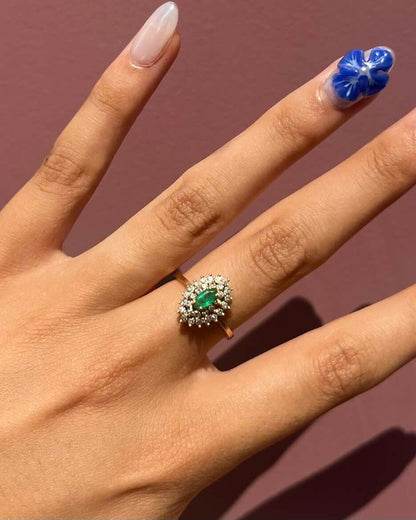 Bague Marguerite Émeraude &amp; 30 Diamants &quot;Sarane&quot;