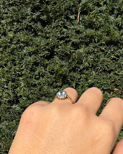 Bague Marguerite Aigue-Marine et Diamants &quot;Taylor&quot;