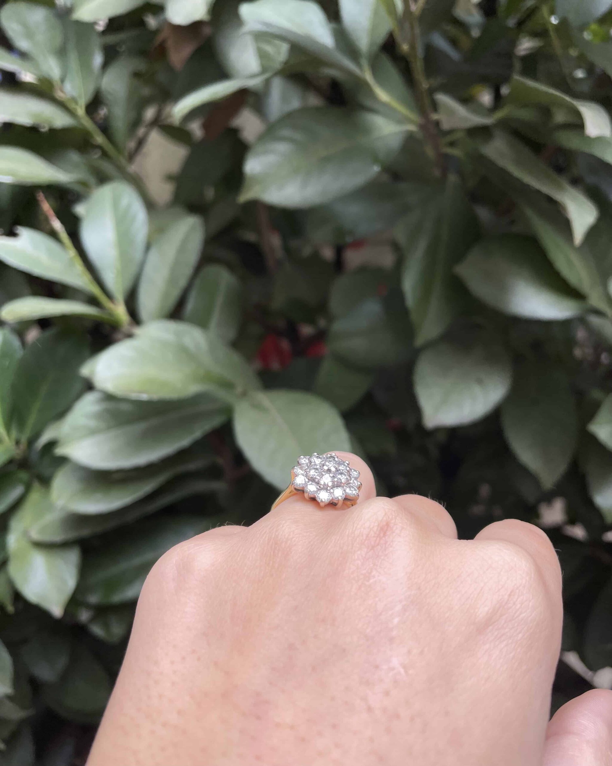 Anillo "Malena" con margaritas de diamantes de 1,14 quilates