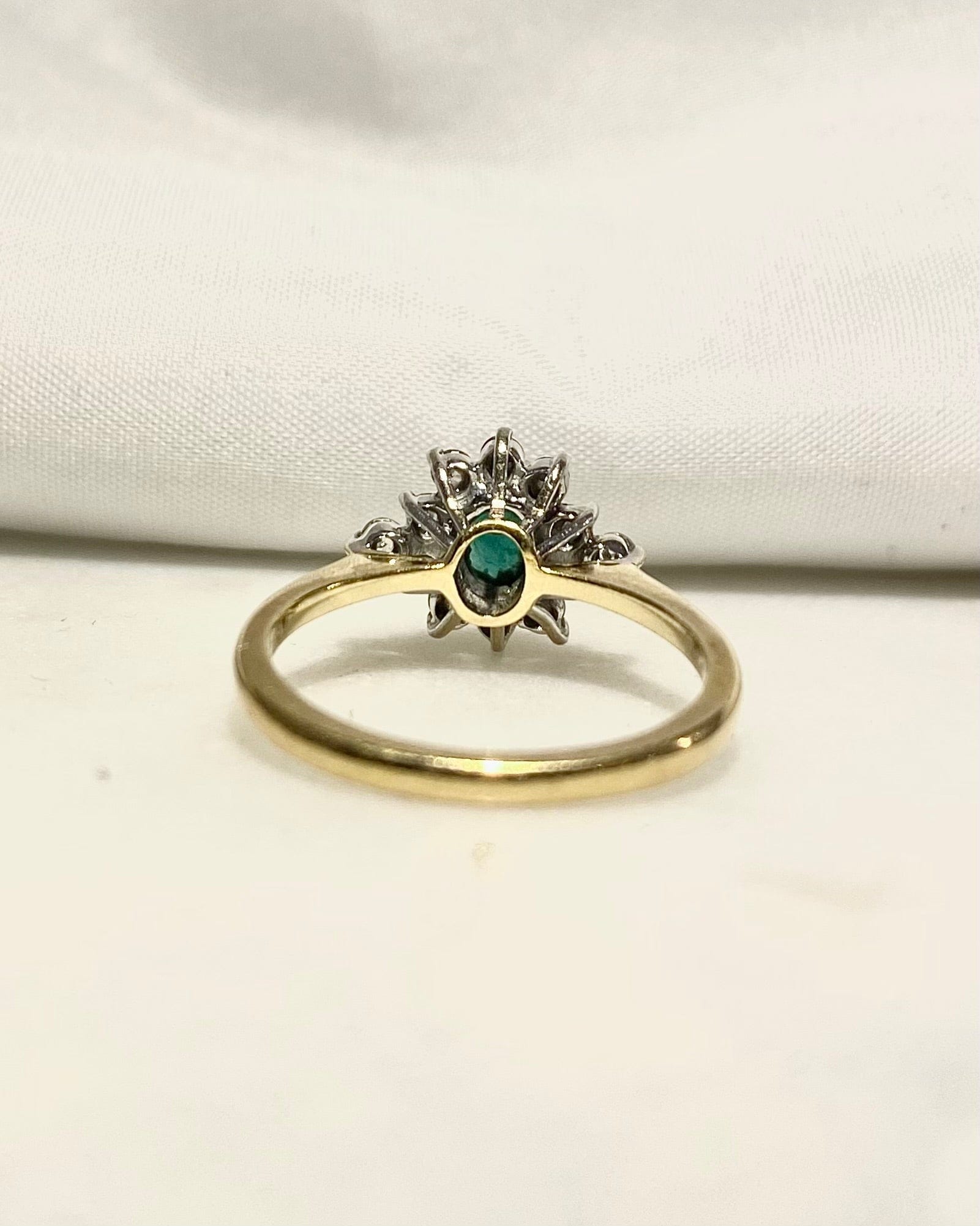 Marguerite Emeraude 0.50 carat &amp; Diamants "Auréline" - Elliade Paris