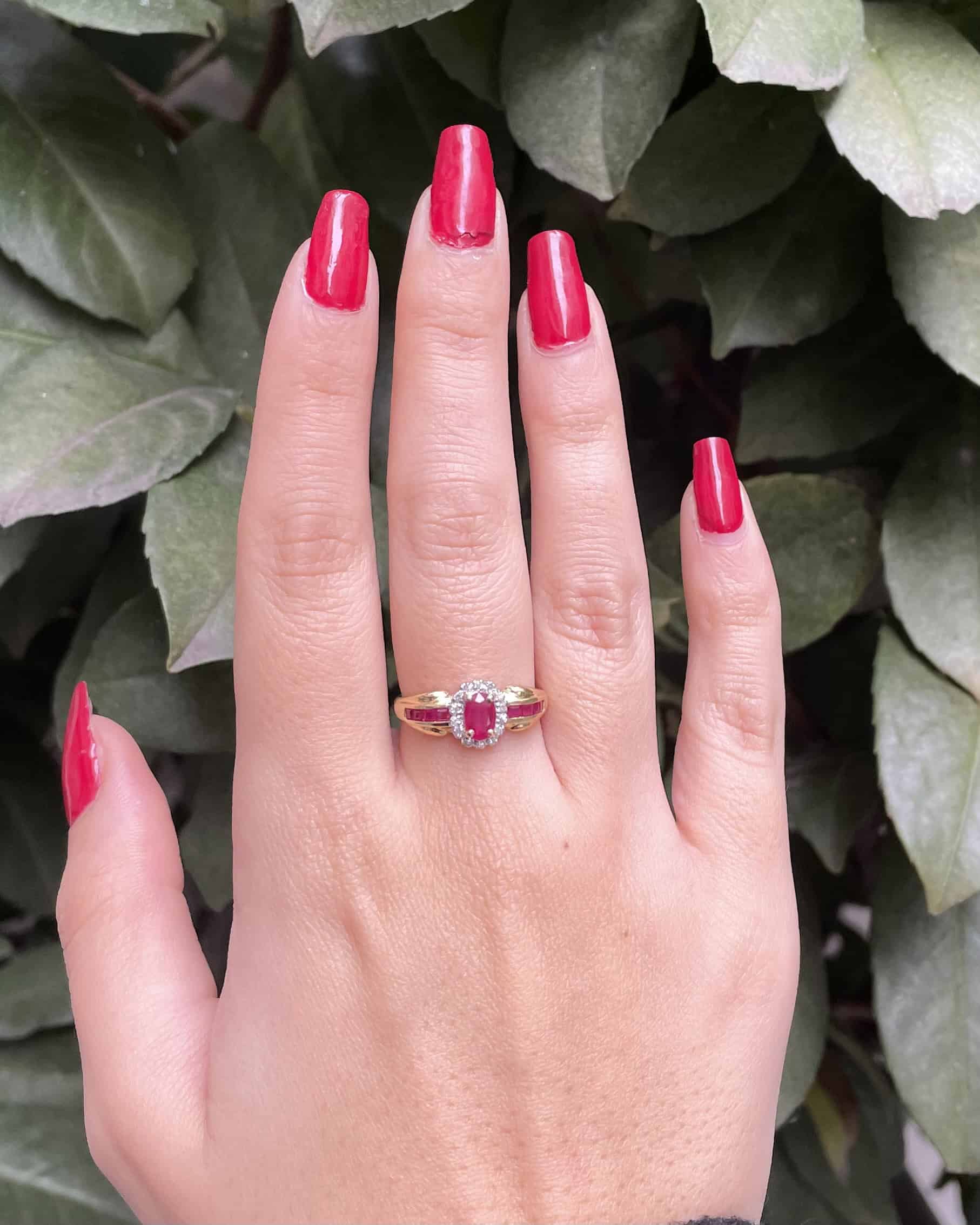 Bague Jonc Marguerite Rubis &amp; Diamants "Claire"