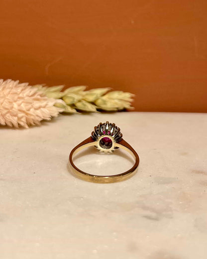 Bague Marguerite Rubis 0.45 carat &amp; Diamants &quot;Nellie&quot;