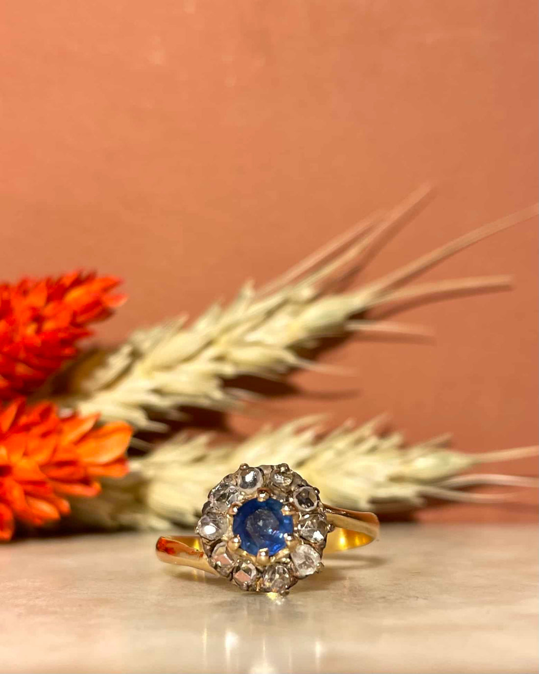 Bague Marguerite Saphir 0.40 carat &amp; Diamants &quot;Constantine&quot;