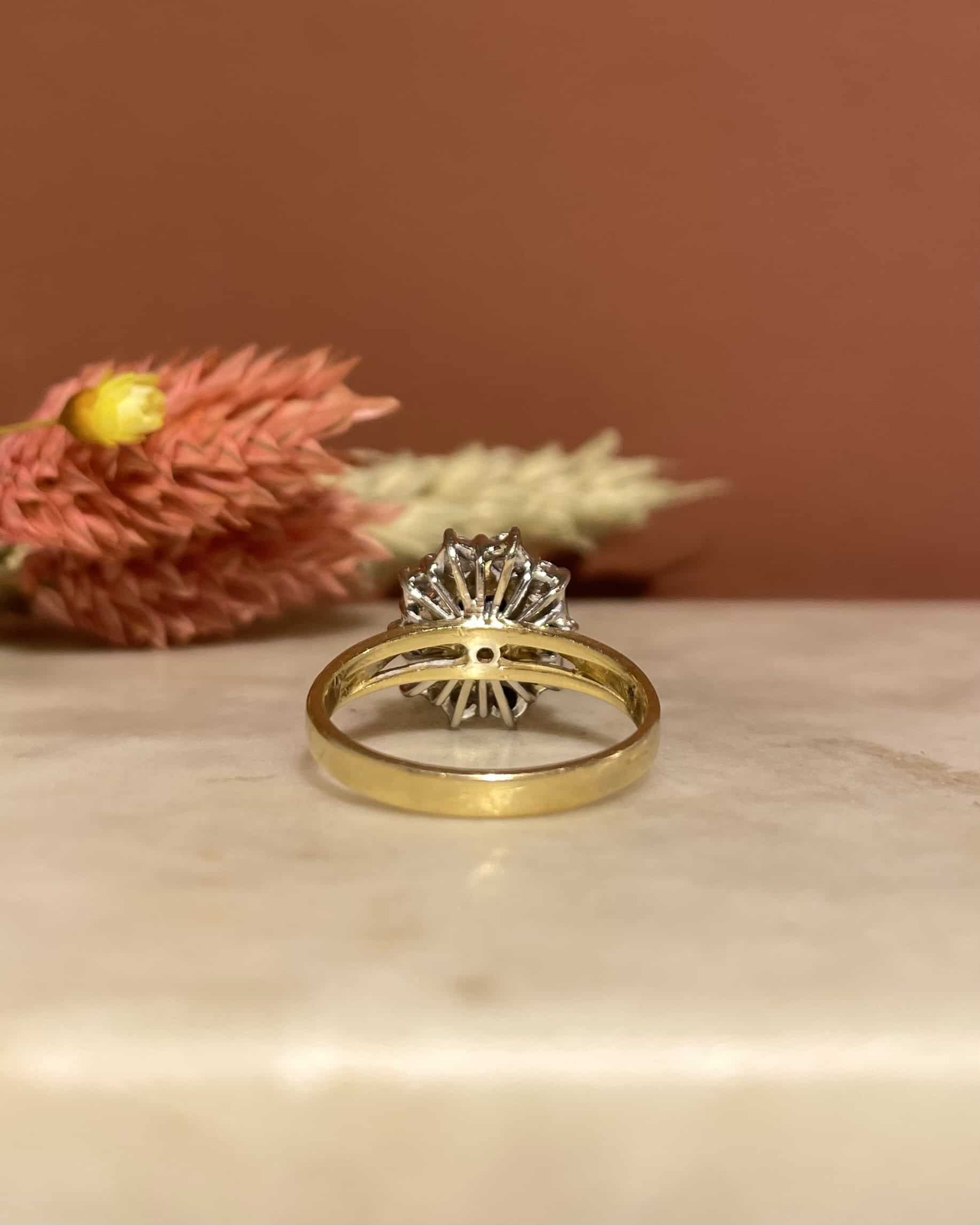 Bague Marguerite Saphir &amp; Diamants 0.40 carat "Molly"