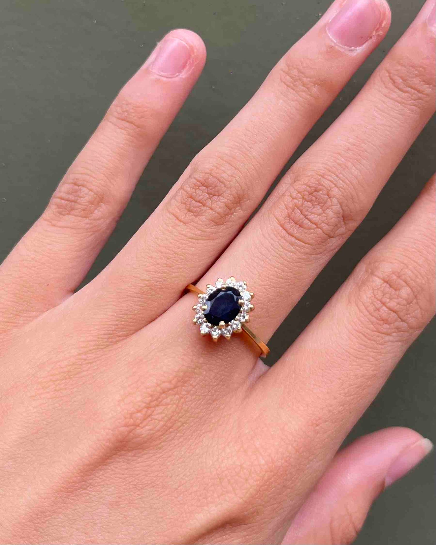 1 carat sapphire &amp;amp; diamond daisy ring &quot;Asma&quot;