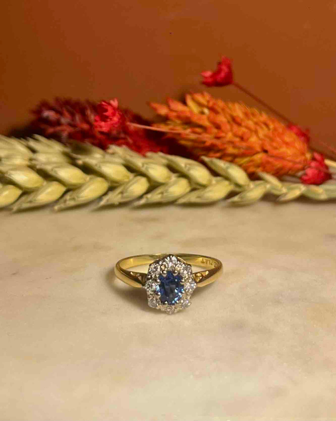 Bague Marguerite Saphir bleu roi &amp; Diamants &quot;Alexia&quot;