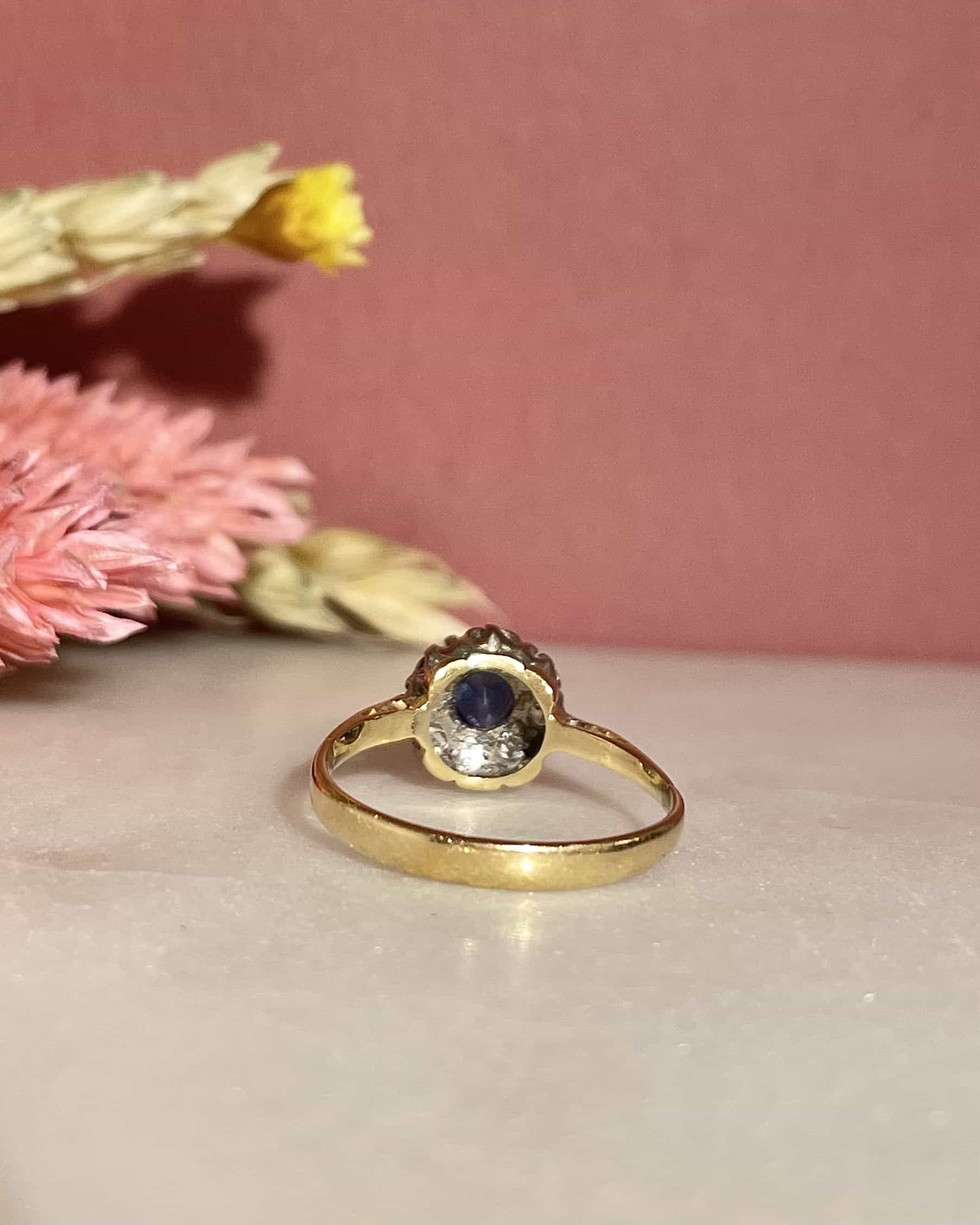 Bague Marguerite Saphir &amp; Diamants "Meyssa" - Elliade Paris