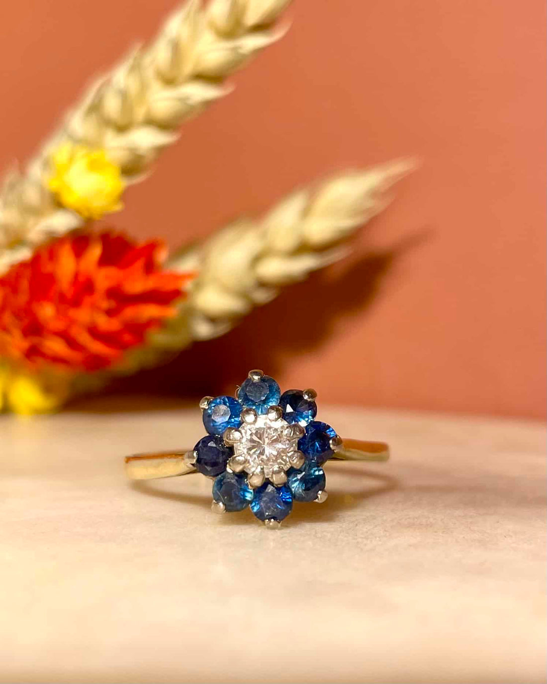 Bague Marguerite Saphirs &amp; Diamant 0.30 carat &quot;Jade &quot;
