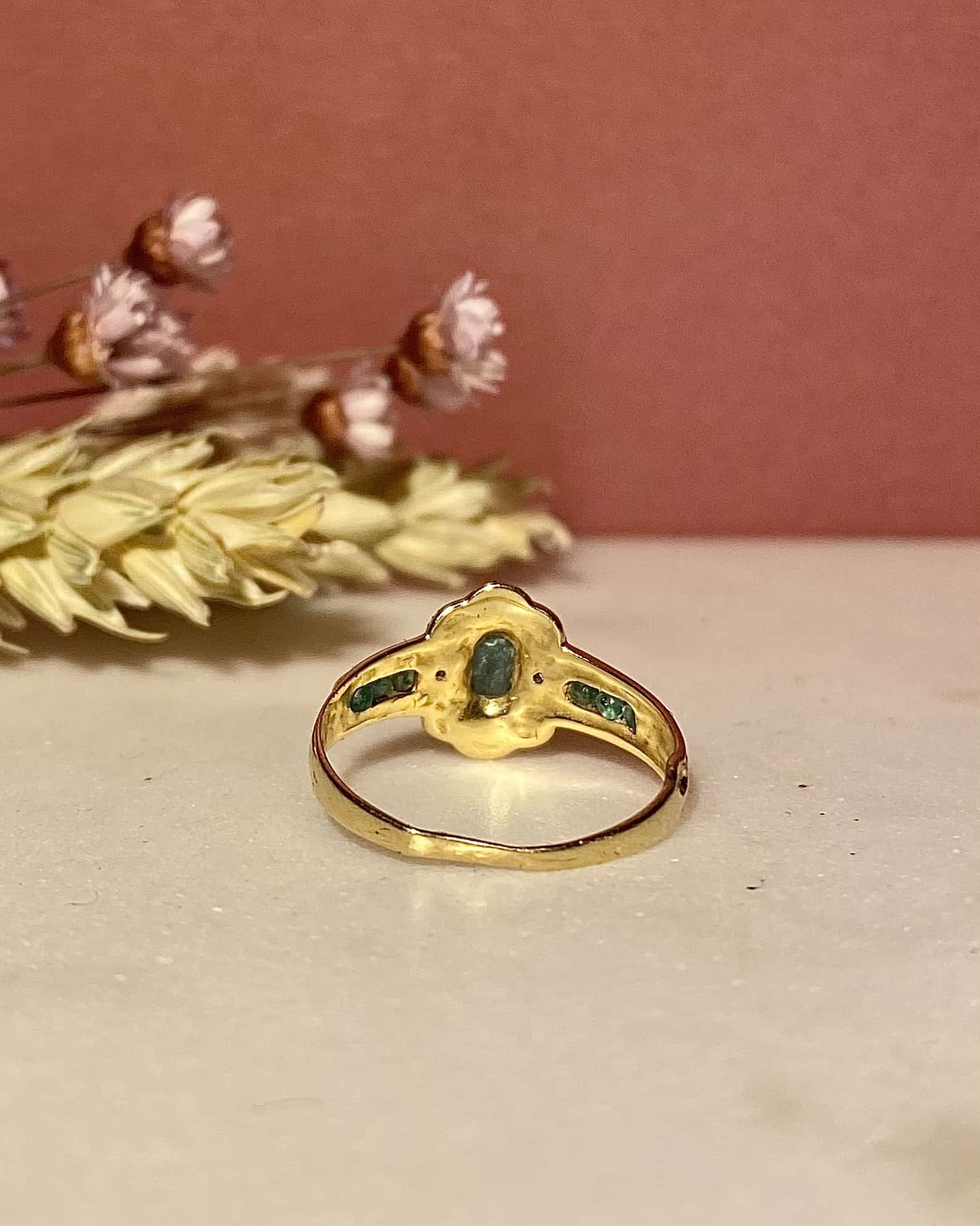 Bague Marguerite Émeraudes &amp; Diamants "Clara" - Elliade Paris
