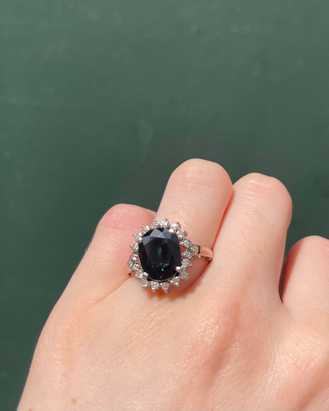 Bague Marguerite Saphir 3.75 carats & Diamants “Kaïs”