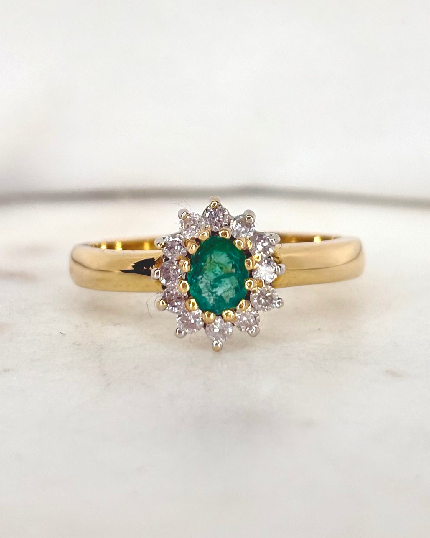 Bague Marguerite Émeraude &amp; Diamants &quot;Auriane&quot;