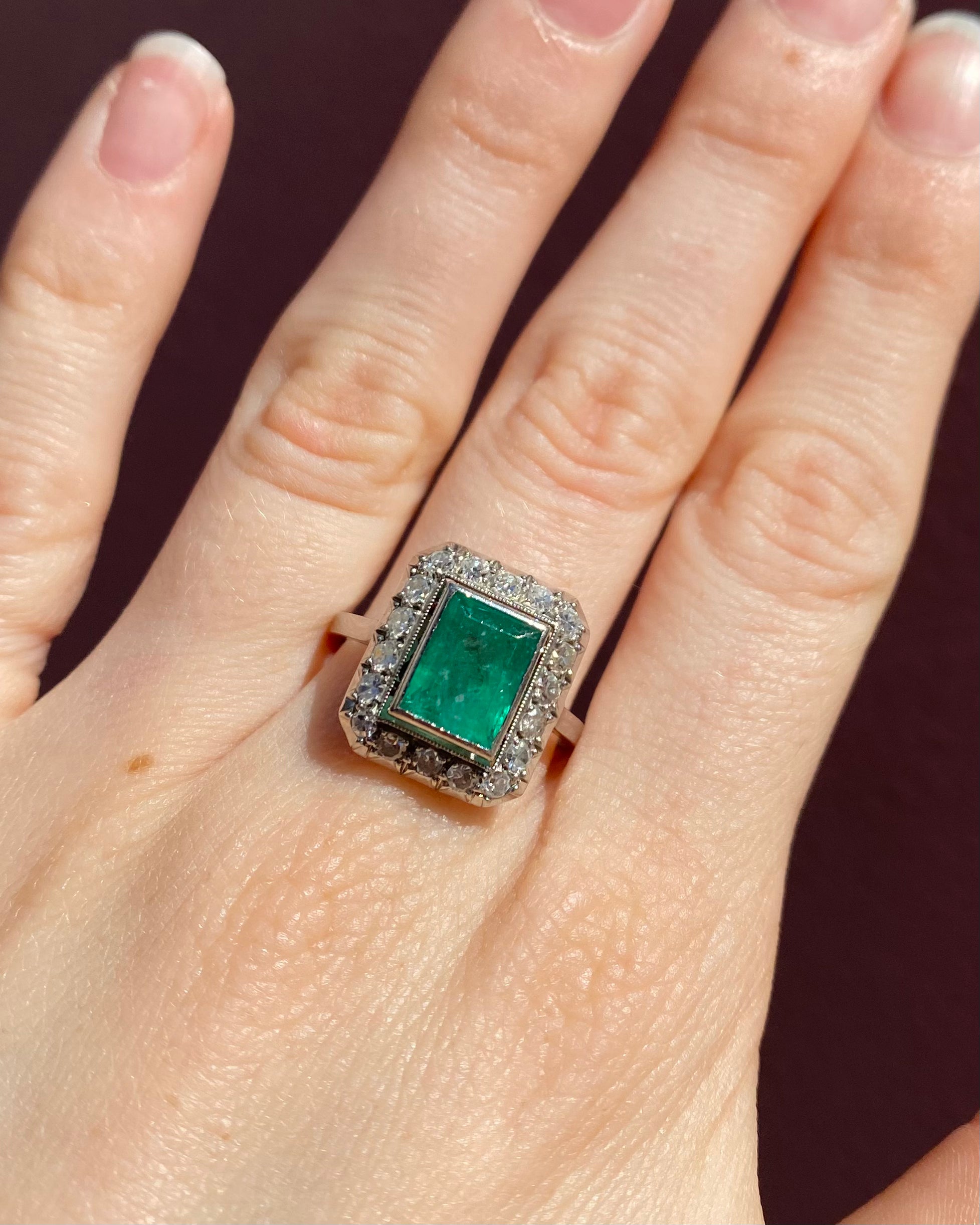Bague Art-déco Émeraude 2.20 carats &amp; Diamants "Olympe"