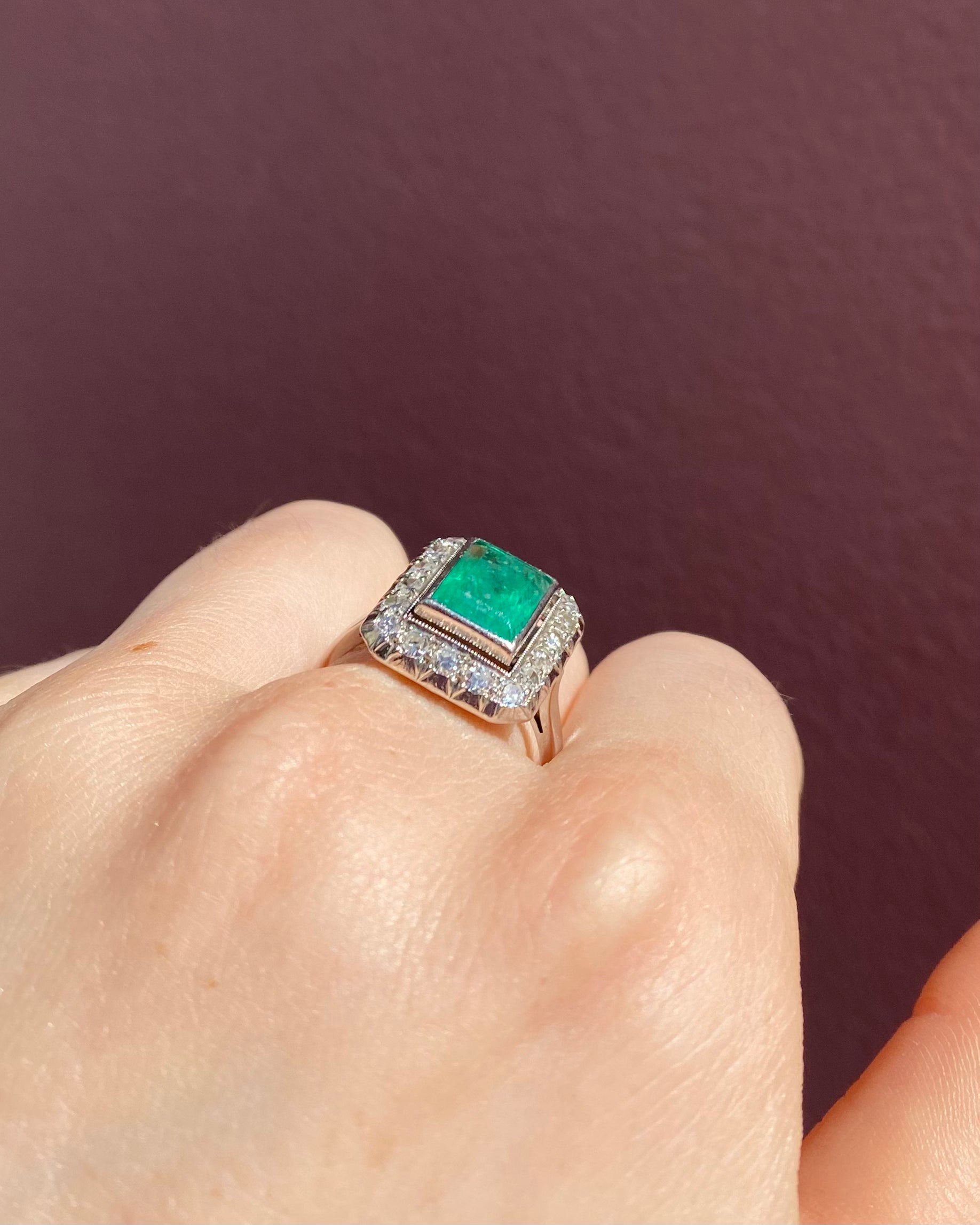 Bague Art-déco Émeraude 2.20 carats &amp; Diamants "Olympe"