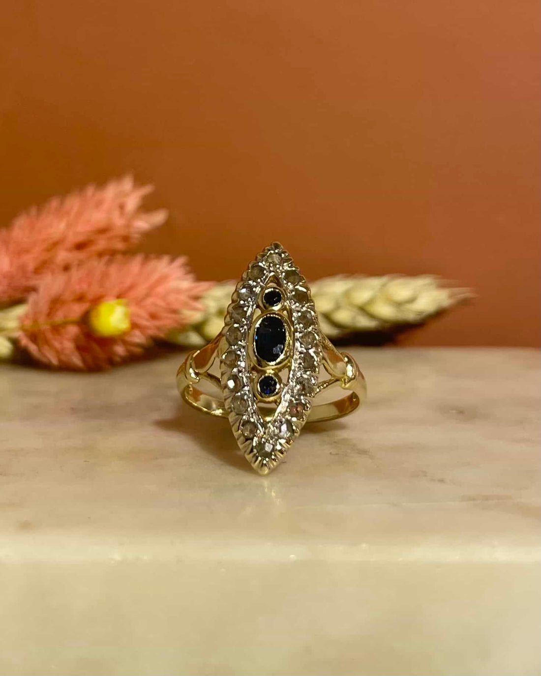 Bague Marquise Saphir &amp; Diamants &quot;Laeticia&quot;