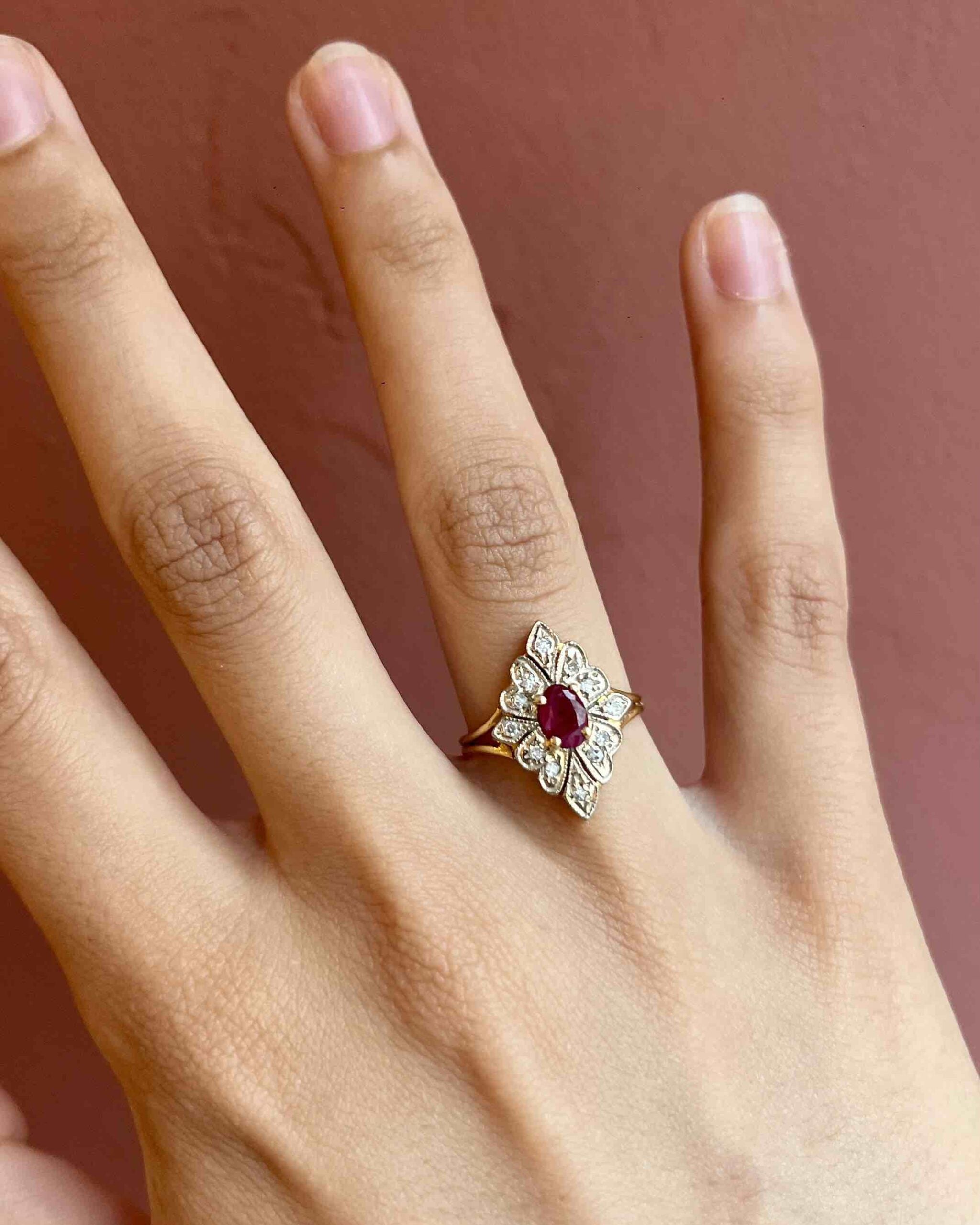 Bague style Art-déco Rubis &amp; Diamants "Adriana"