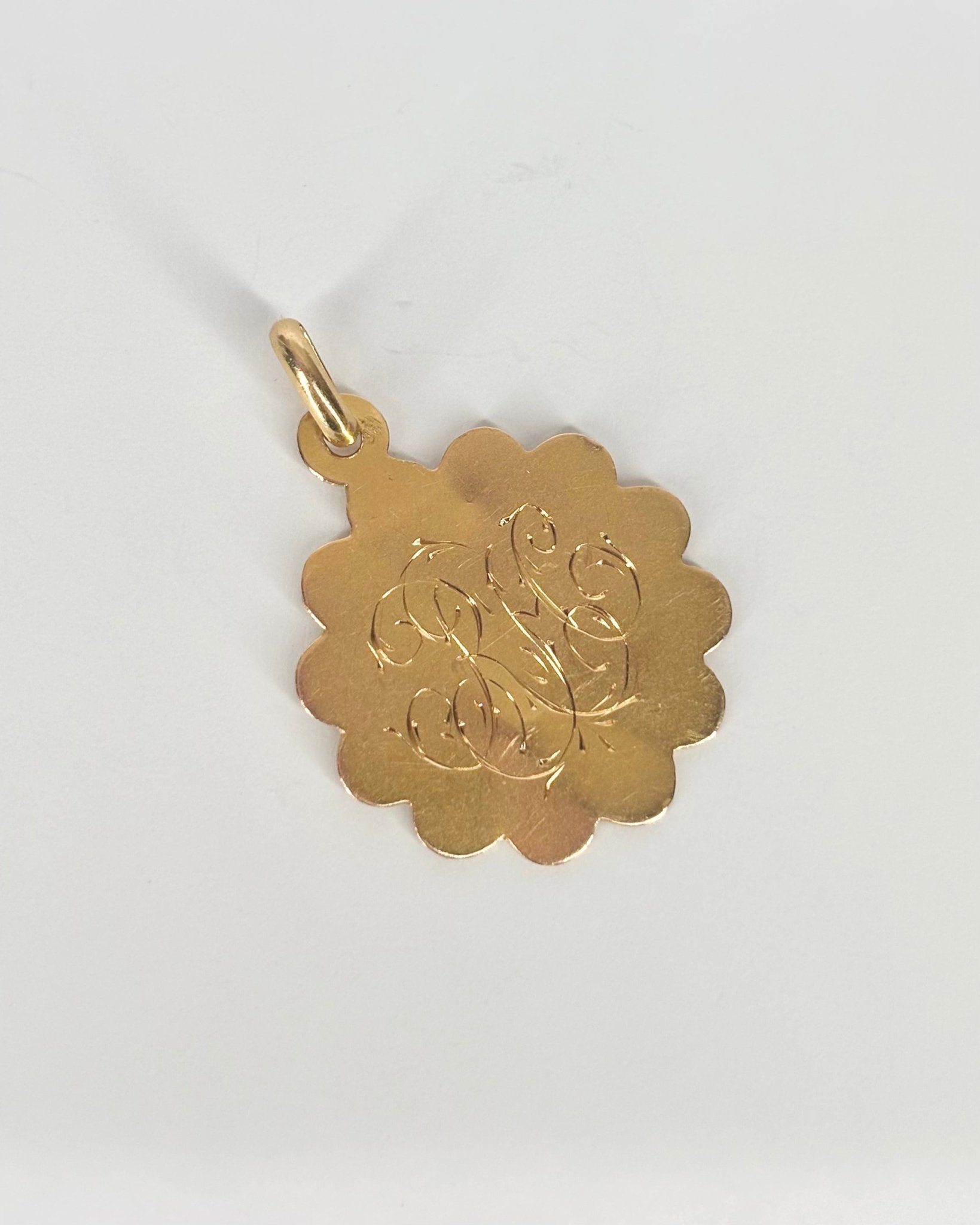 Médaille Fleurs Or Jaune Art - nouveau "Stella" - Elliade Paris