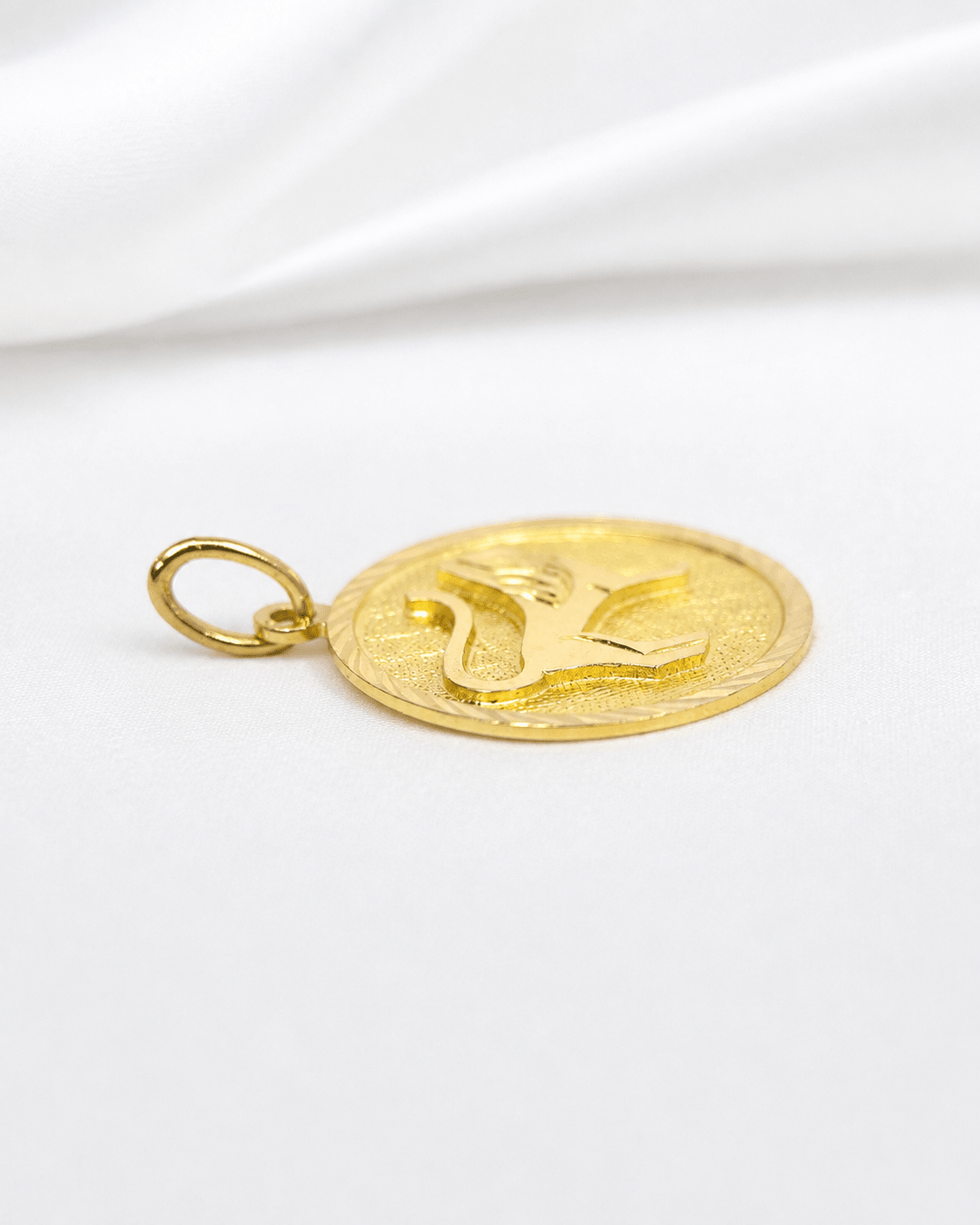 Médaille Zodiaque Lion Or Jaune 18 carats "Léo" - Elliade Paris