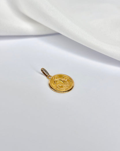 Médaillon Astro Capricorne Or jaune 18 carats &quot;Kimy&quot; - Elliade Paris