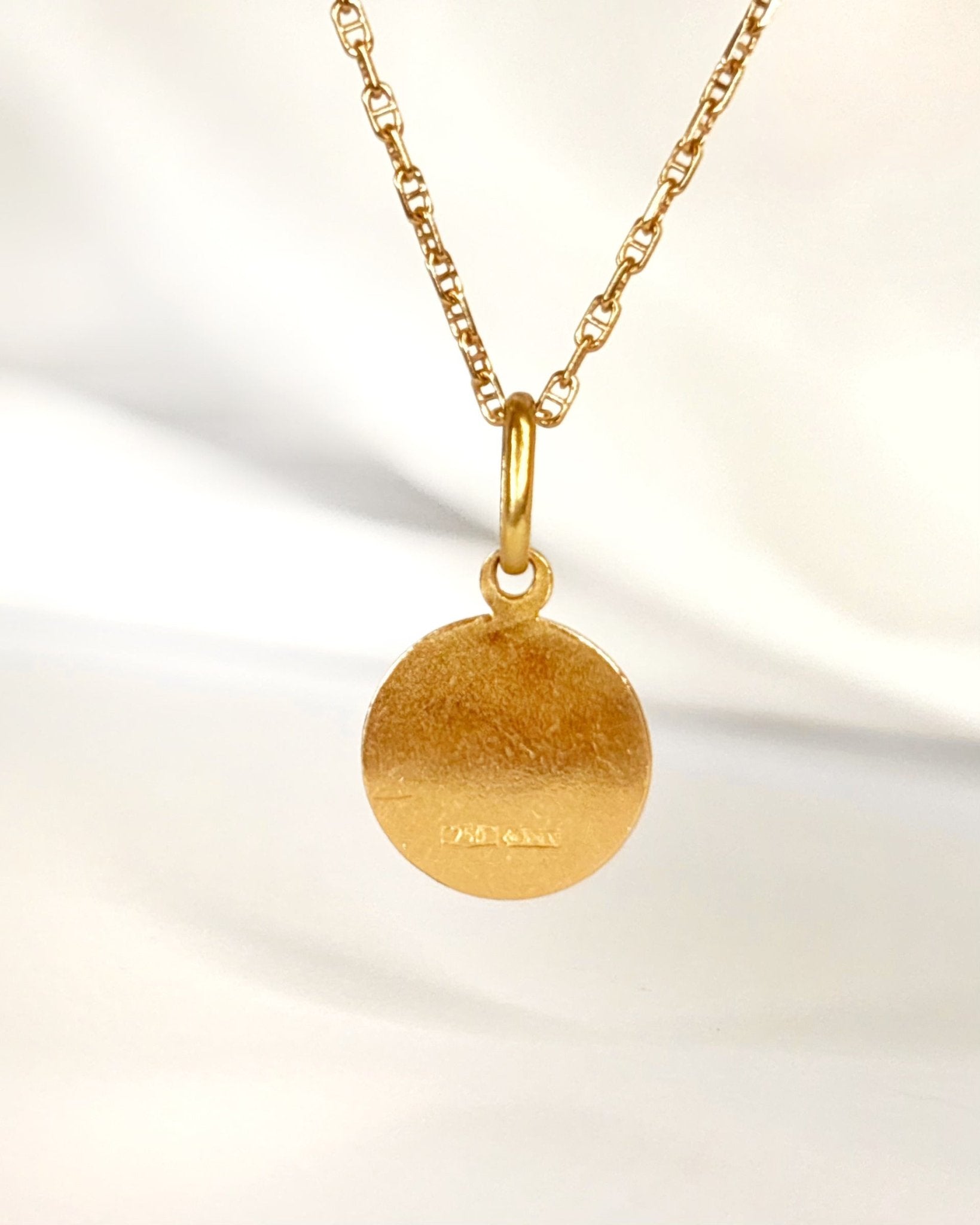 Médaillon Capricorne Or Jaune 18 carats "Capri" - Elliade Paris