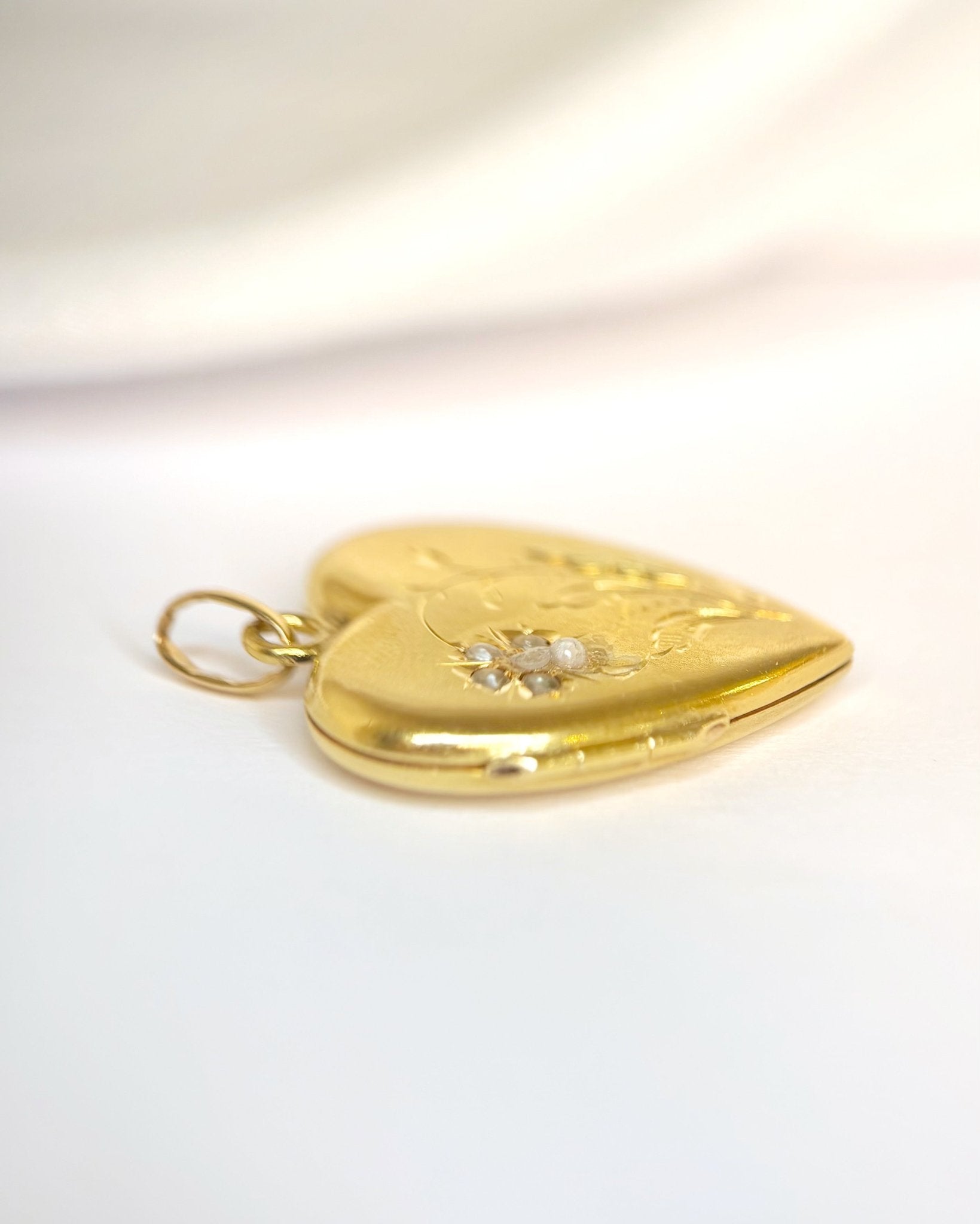 Médaillon Ouvrant époque Romantique Perles &amp; diamants "Sienna" - Elliade Paris