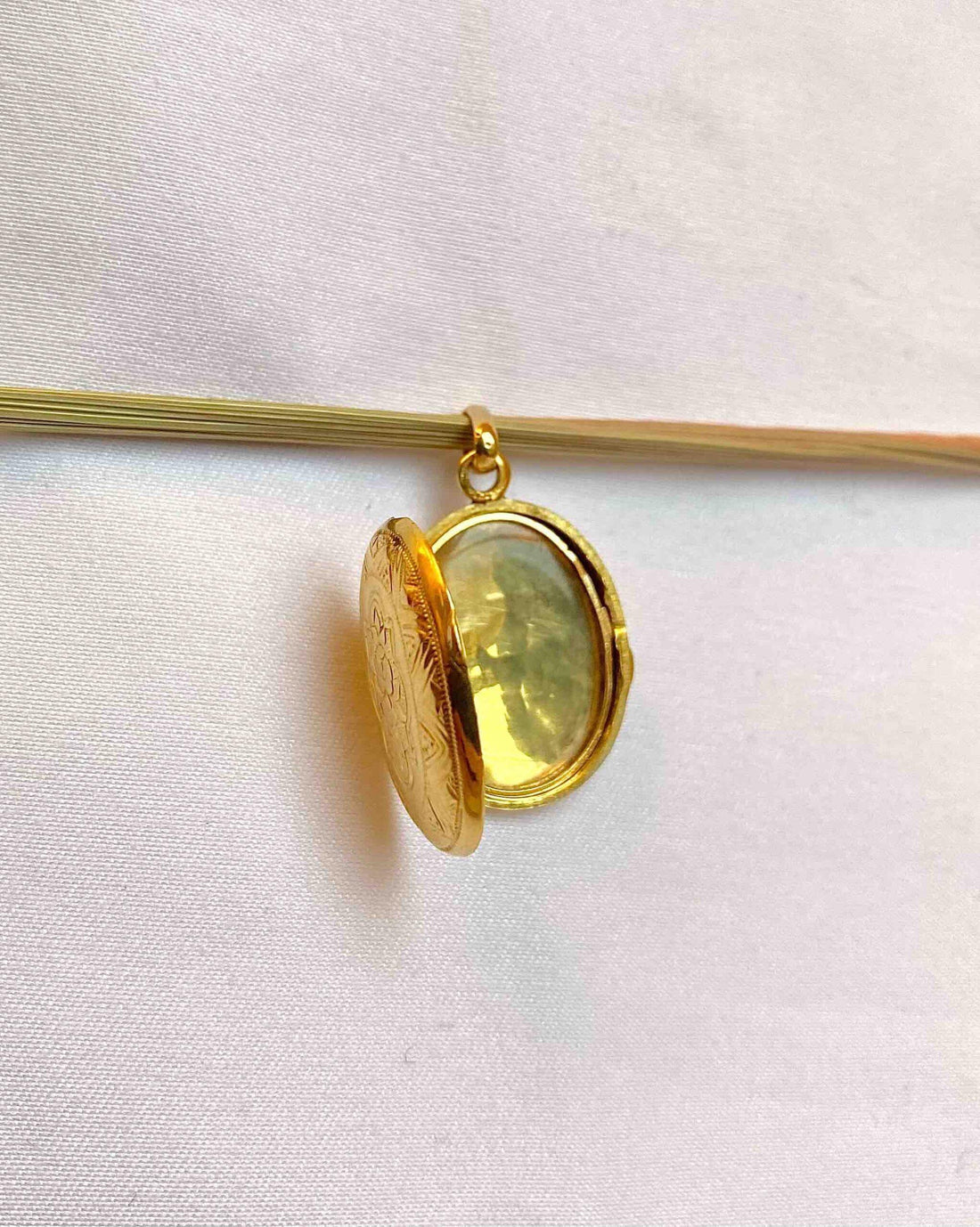 Pendentif médaillon ouvrant or "Zélie"