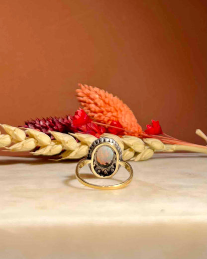 Bague ancienne Opale &amp; Diamants &quot;Virginia&quot;