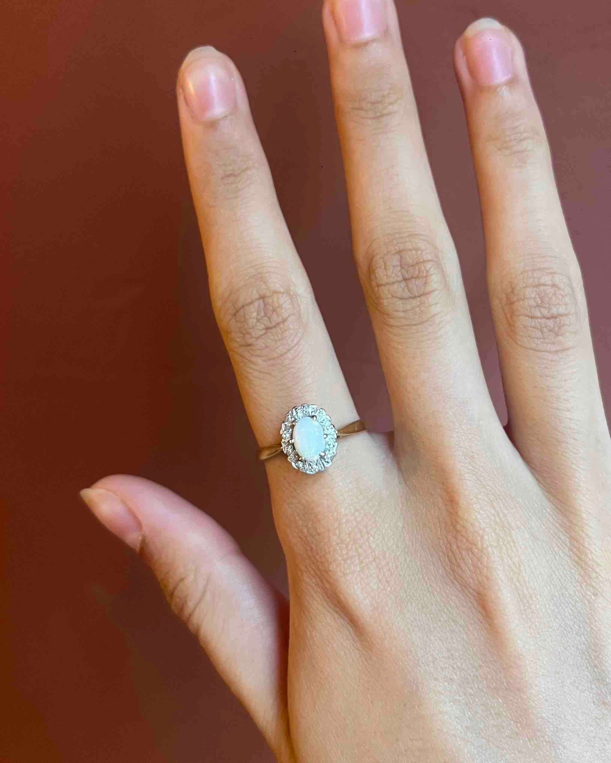 Bague marguerite Opale &amp; Diamants "Julie"