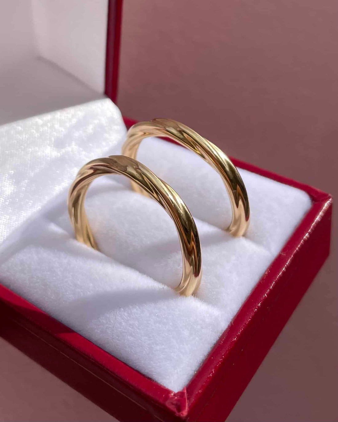 Vintage Yellow Gold Twisted Hoop Earrings "Giselle"