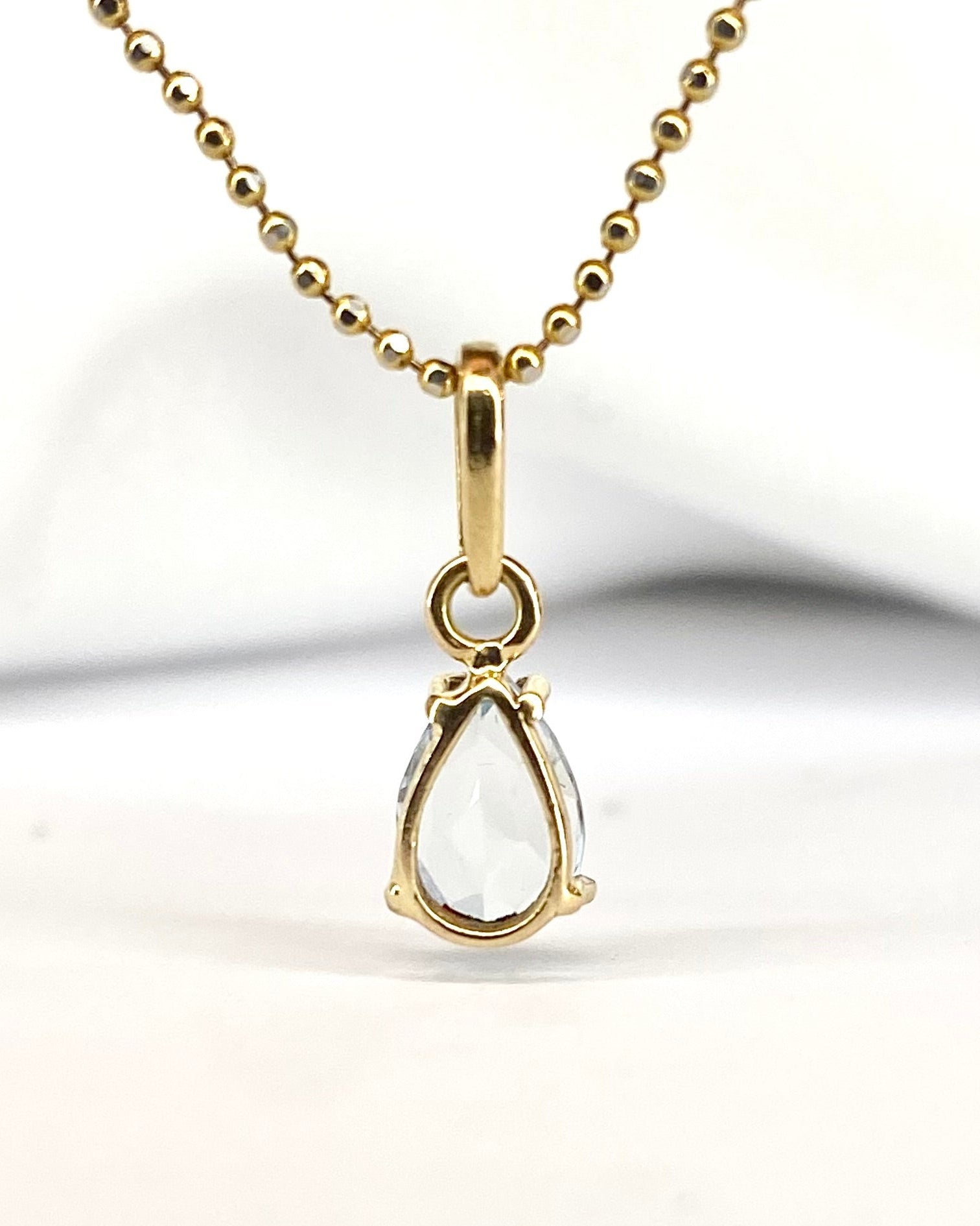 Pendentif Aigue - Marine 0.65 carat "Constance" - Elliade Paris