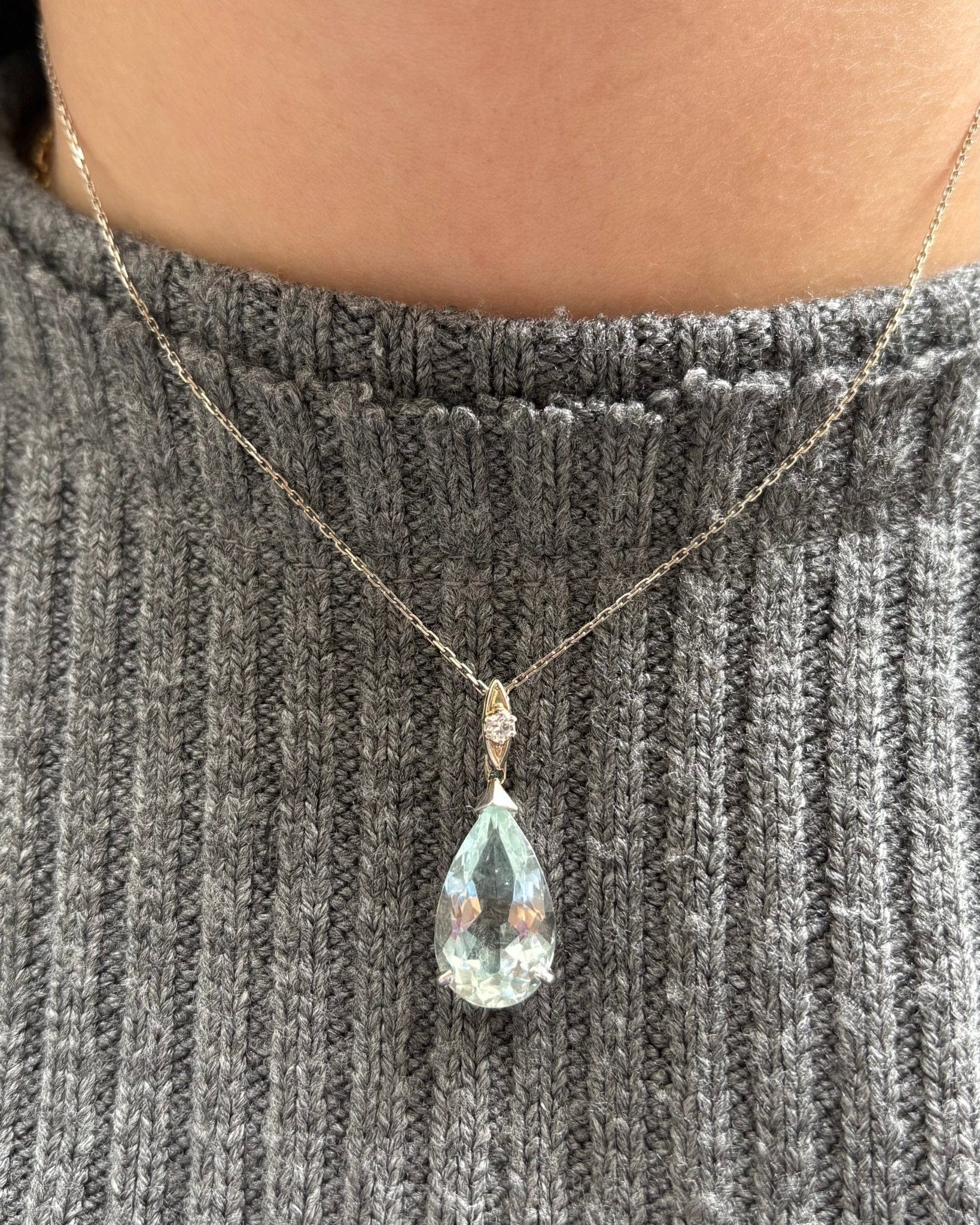 Pendentif Aigue - Marine 20 carats poire &amp; diamant "Nora" - Elliade Paris