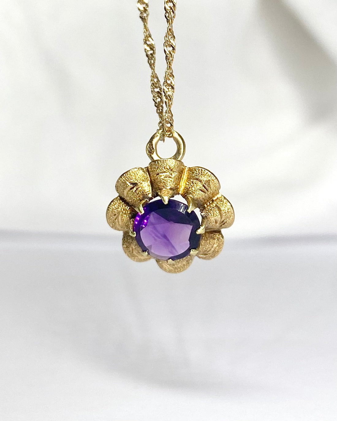 Pendentif Améthyste 0.70 carat "Emilia" - Elliade Paris