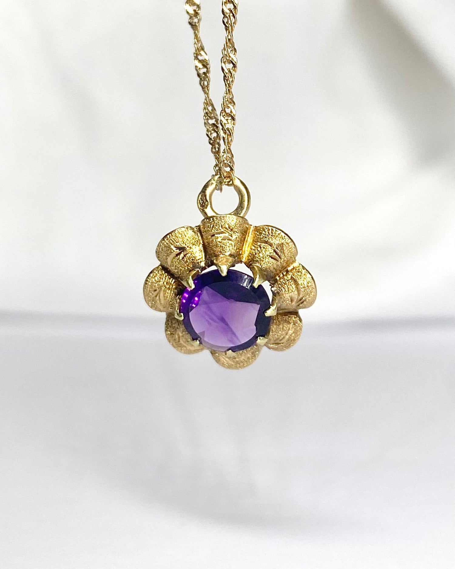 Pendentif Améthyste 0.70 carat "Emilia" - Elliade Paris