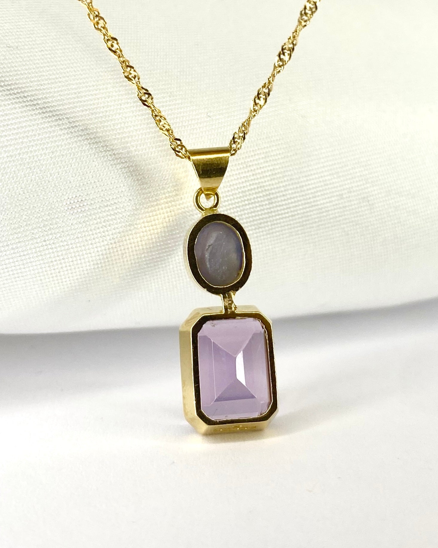 Pendentif Améthyste 3.55 carats &amp; Saphir Étoilé "Fiona" - Elliade Paris