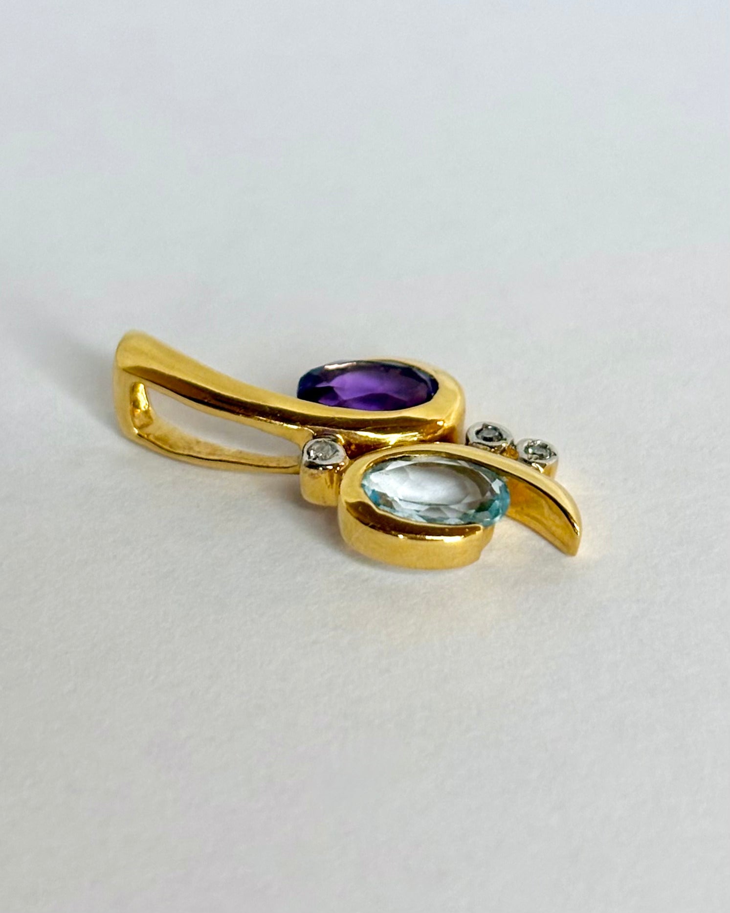 Pendentif Améthyste, Aigue - Marine &amp; Diamants “Constance” - Elliade Paris