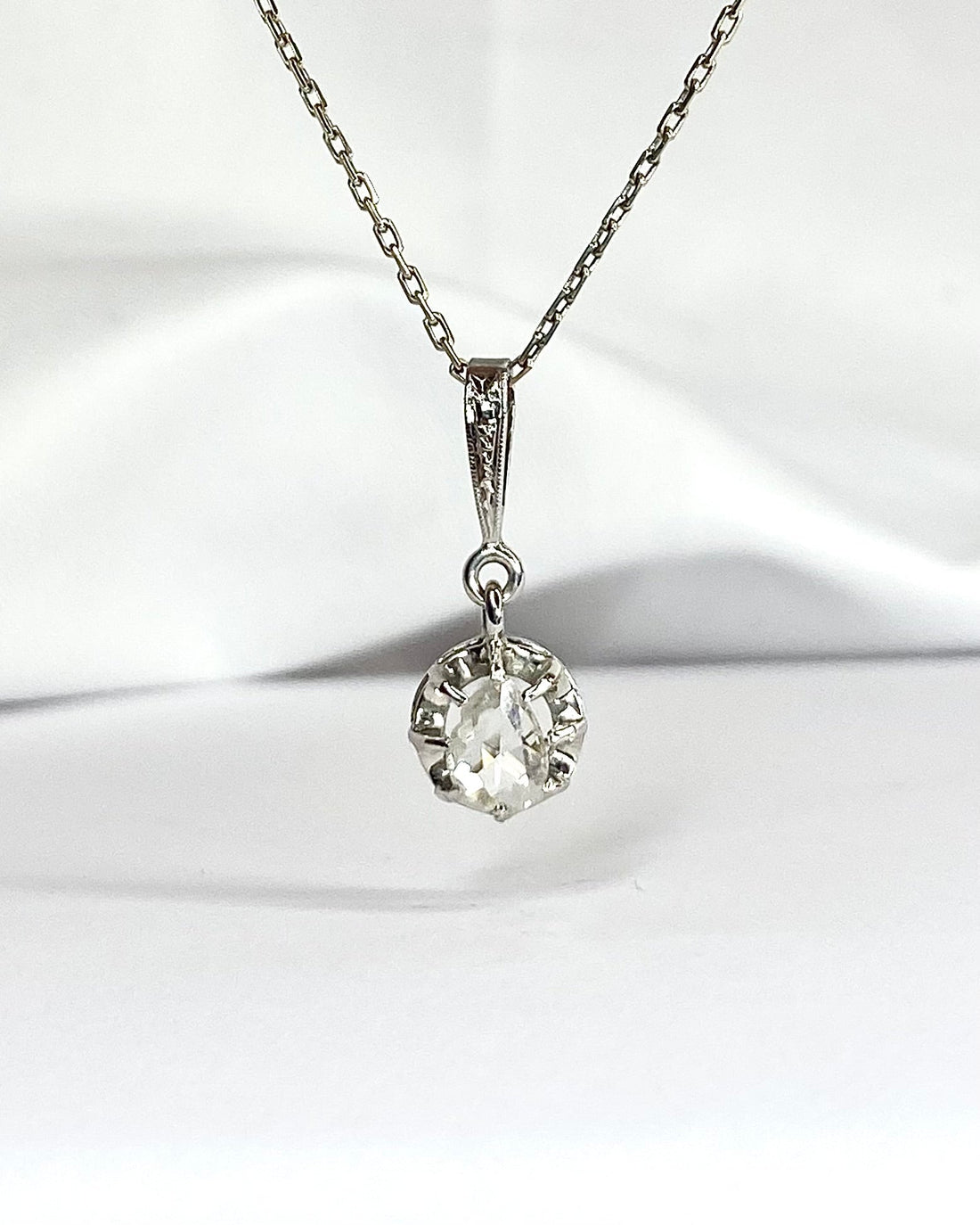 Pendentif Art - Déco Diamant 0.25 carat "Maya" - Elliade Paris