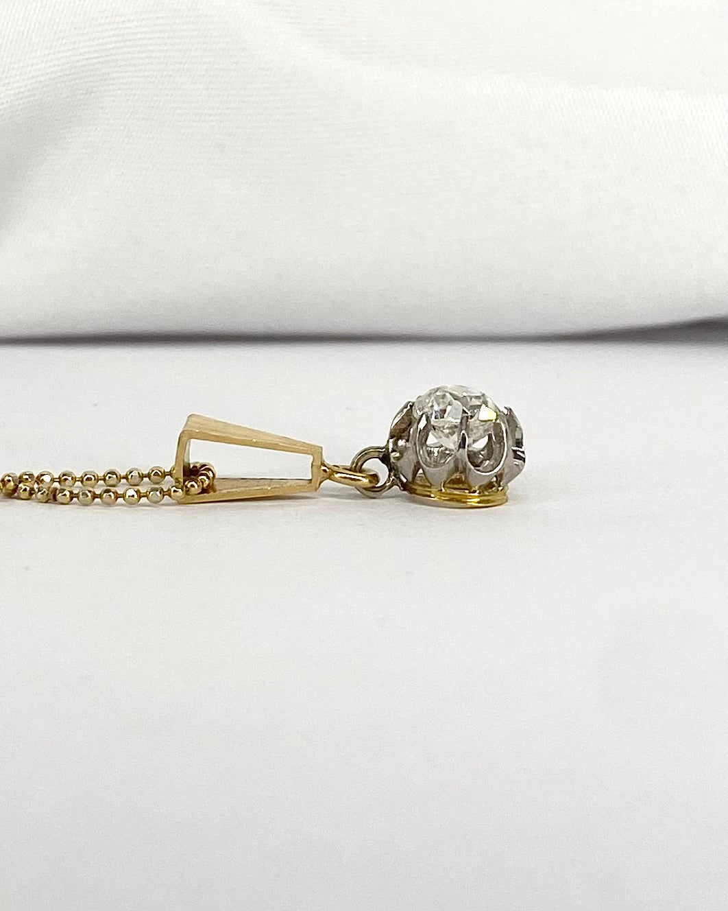 Pendentif Art Déco Diamant 0.57 carat "Asma" - Elliade Paris