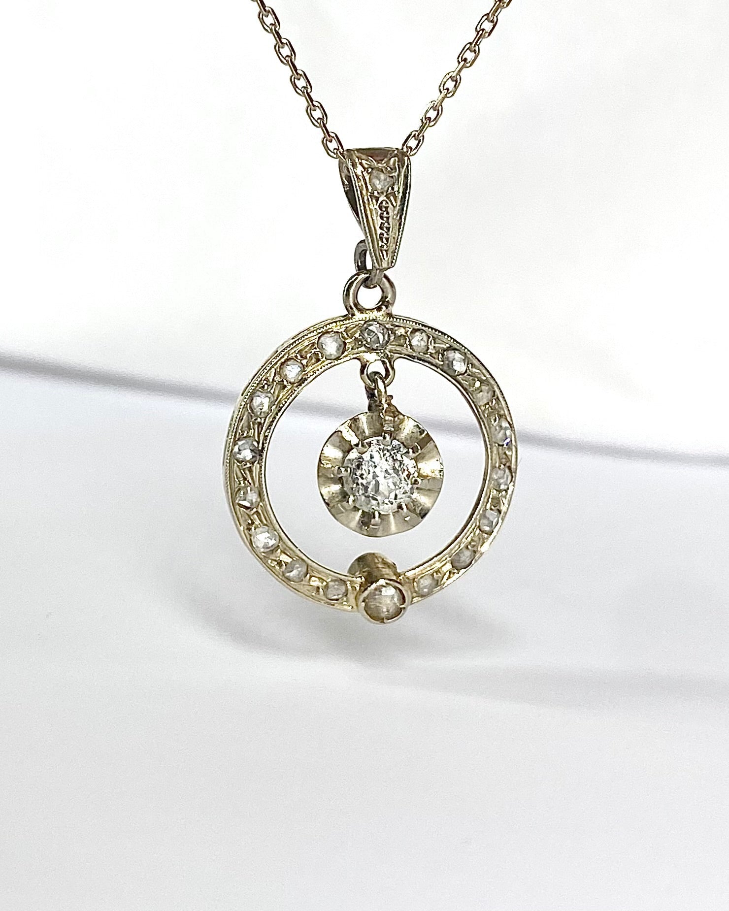 Pendentif Art Déco Diamants 0.44 carat "Victoria" - Elliade Paris