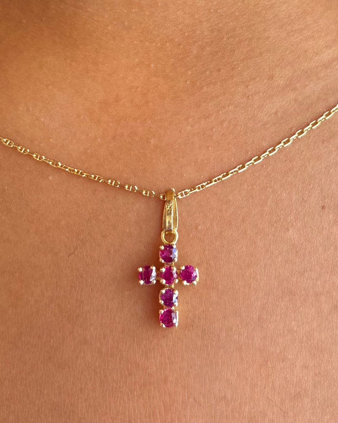 Pendentif Croix Rubis 1.20 carat "Pierre" - Elliade Paris