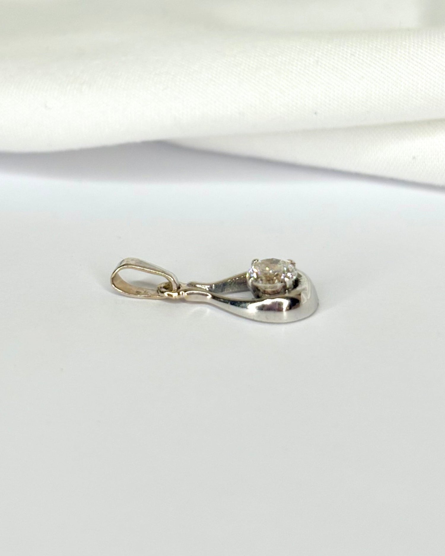 Pendentif Diamant 0.38 carat "Amy" - Elliade Paris