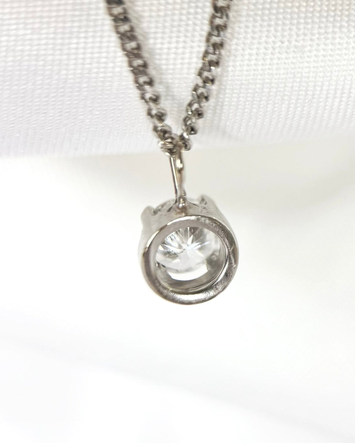 Pendentif Diamant 0.55 carat G/SI2 "Emerline" - Elliade Paris