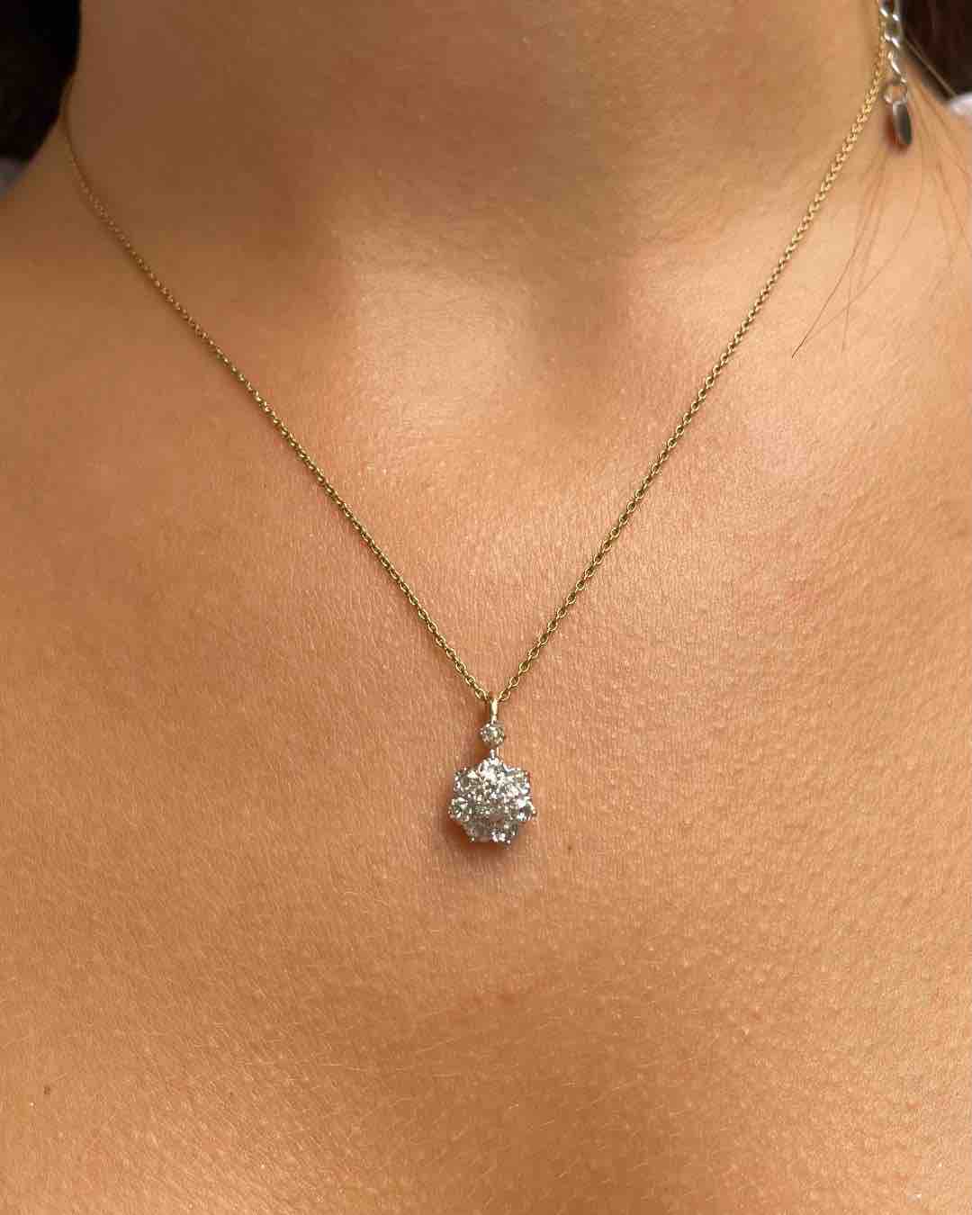 Pendentif Vintage Marguerite Diamants 0.63 carat &quot;Emme&quot;