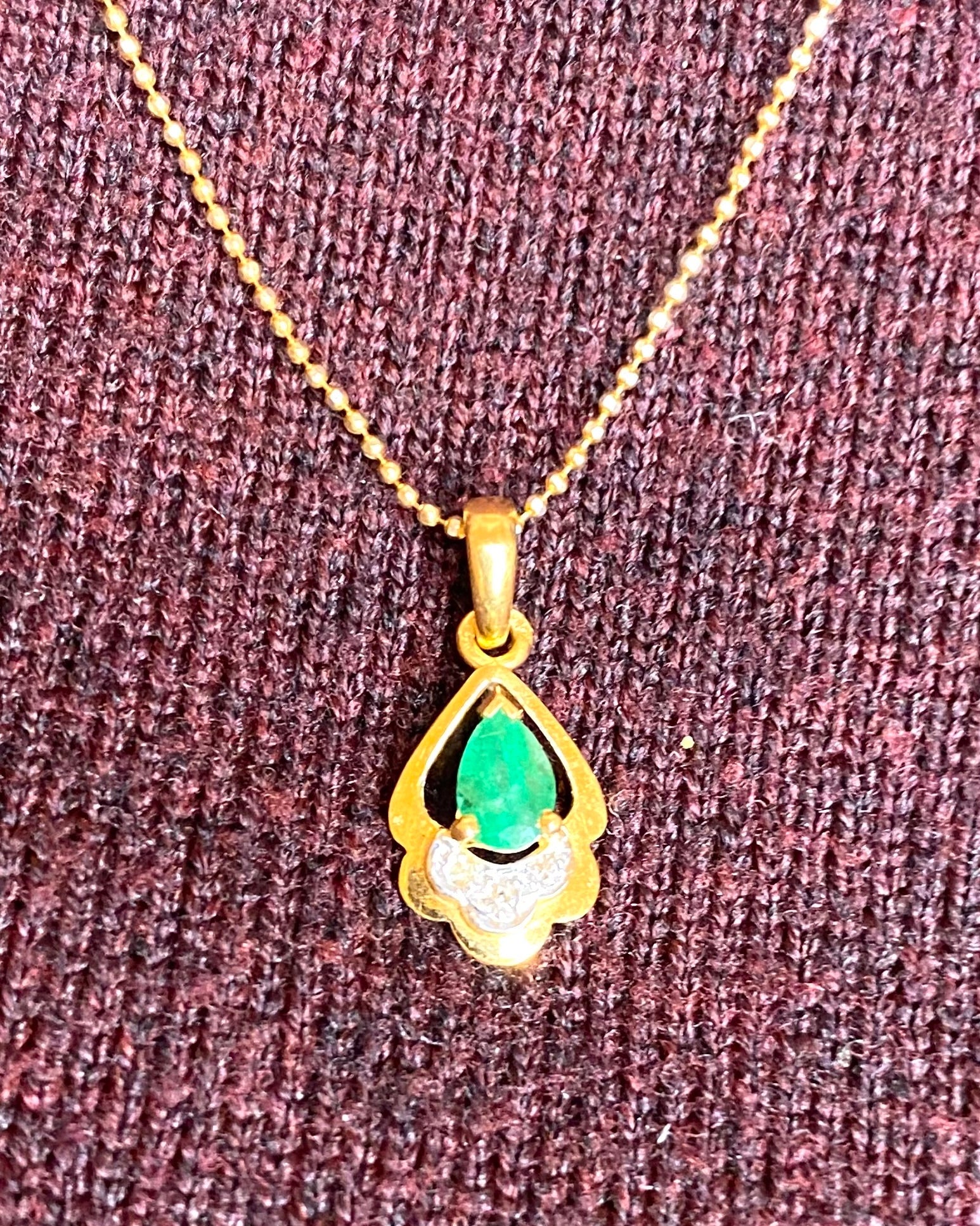 Pendentif Émeraude 0.40 carat &amp; Diamants "Tissoa" - Elliade Paris